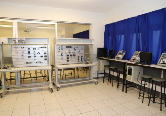 Laboratorio de Máquinas y Comandos