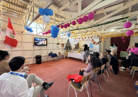 El equipo IPCHILE en la agrupación social