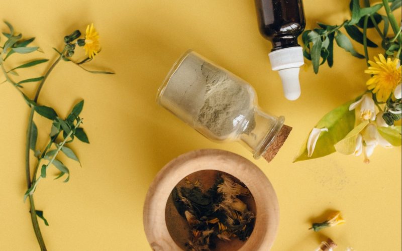 pexels-nataliya-vaitkevich-7526030-scaled-e1659020631646